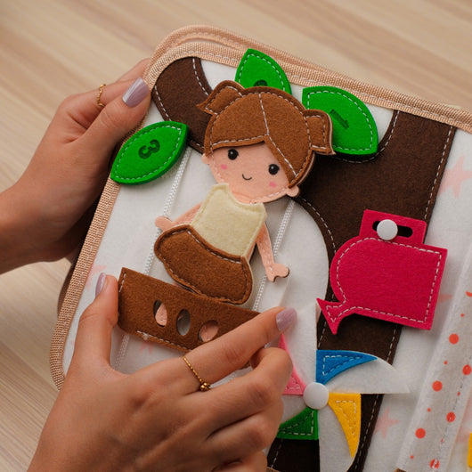 Daily Routine Quiet Book for Toddlers – Imaginative Play and Exploration