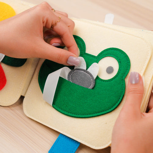 Bear mini quiet book for toddlers