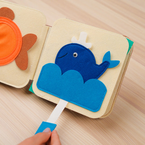 Bear mini quiet book for toddlers